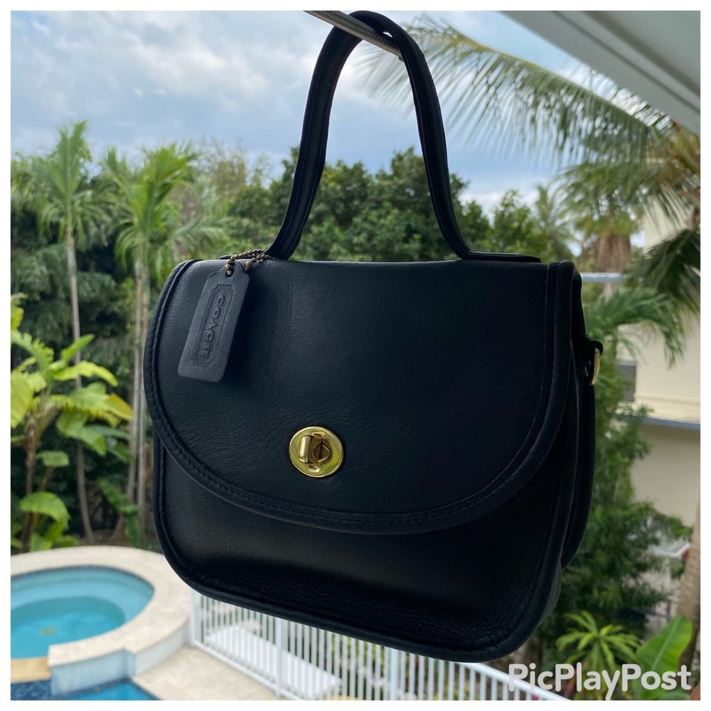 RARE HTF EUC made in the United States Coach Bellacourt Bag #9957 in Black